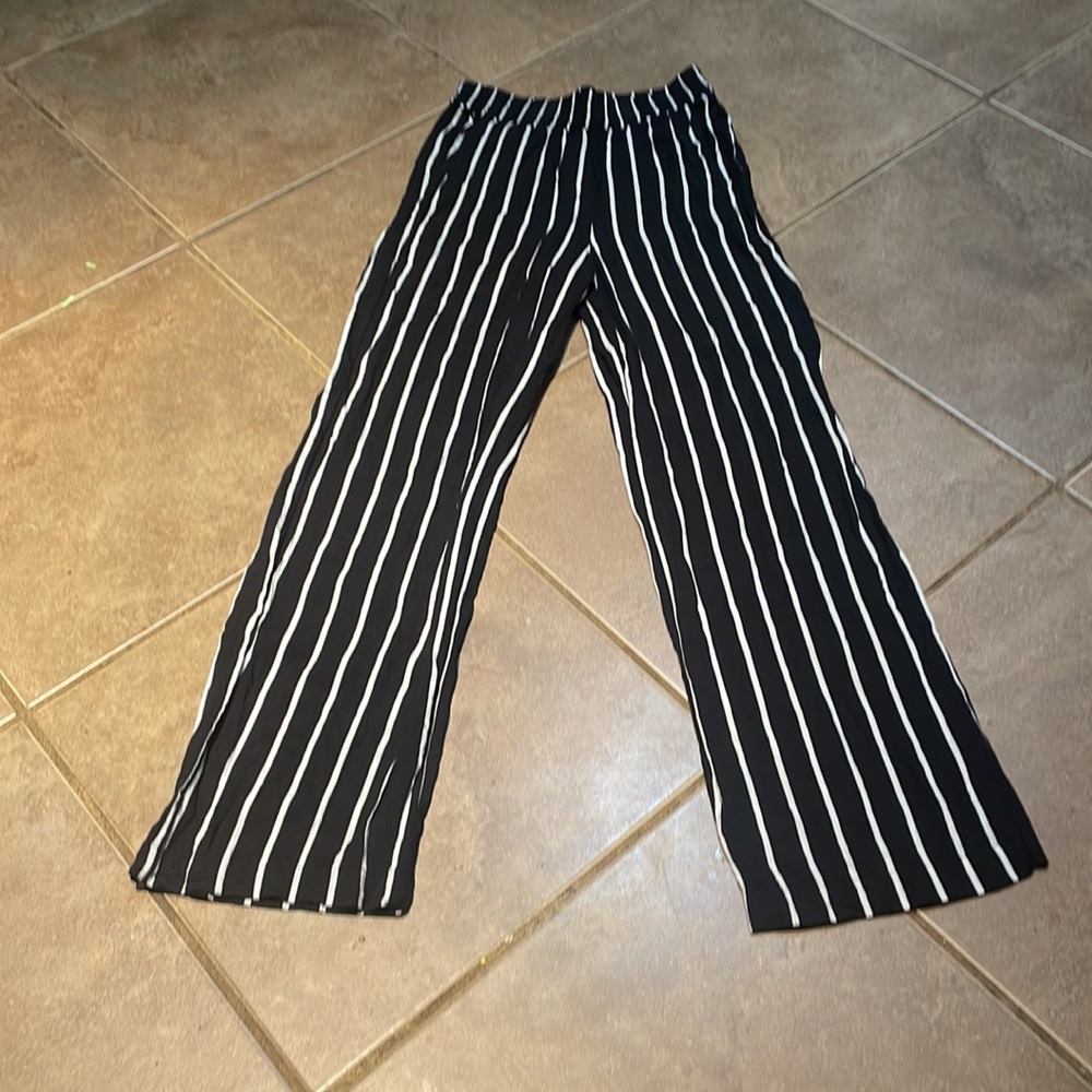 H&M Divided  striped Straight Leg pants! Size 2